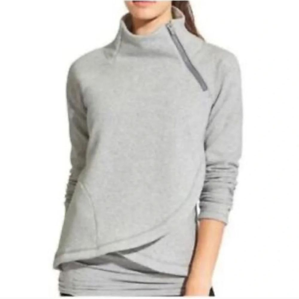 Athleta Cozy Karma Asym Asymmetrical Zip Sweatshirt Sz XSMALL Ivory/Grey